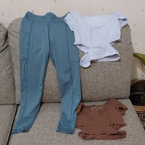 Bundle Of Aeropostale Blue Leggings for Women And Tops